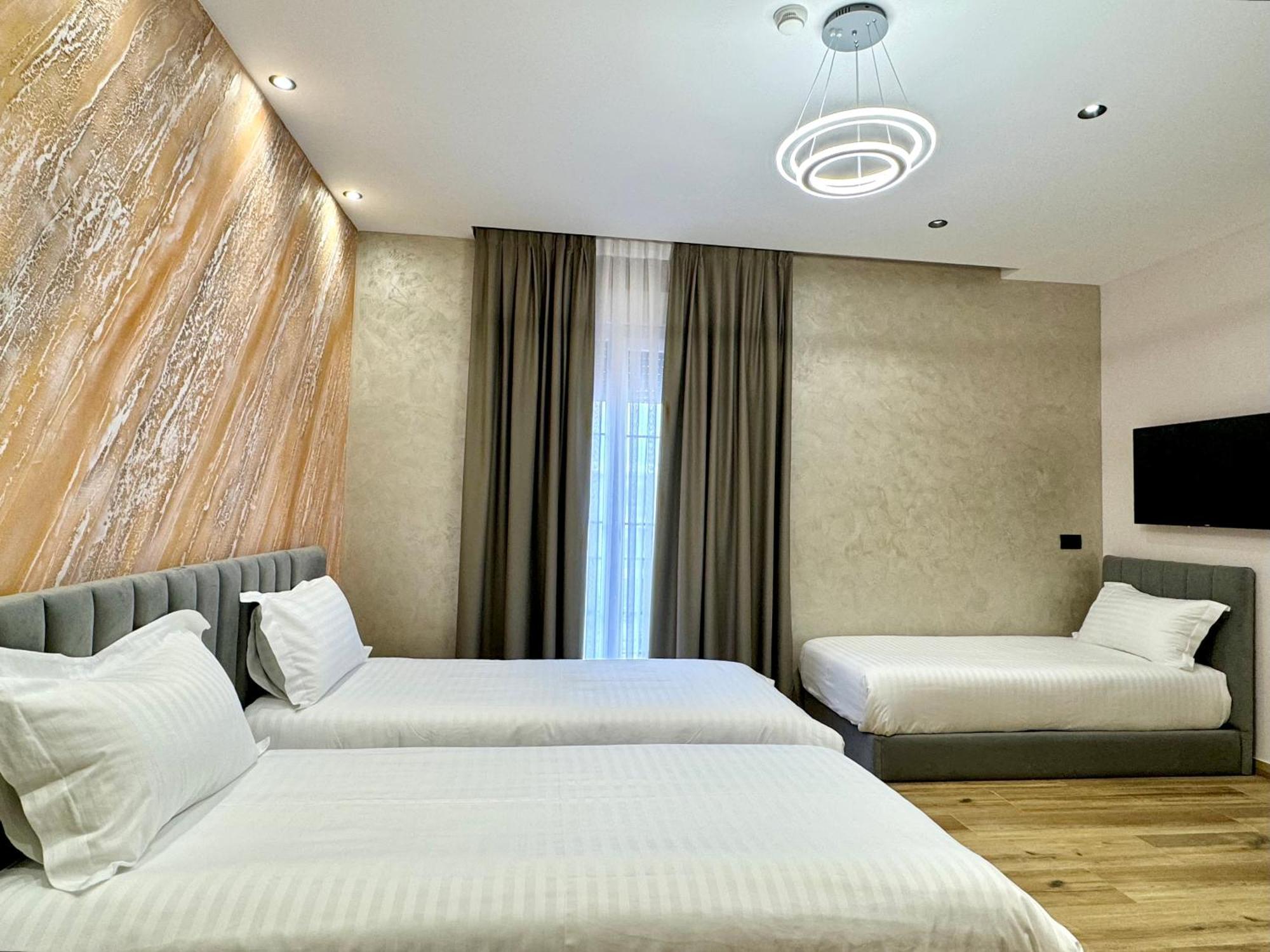 Residence Inn Hotel Tirana Kültér fotó