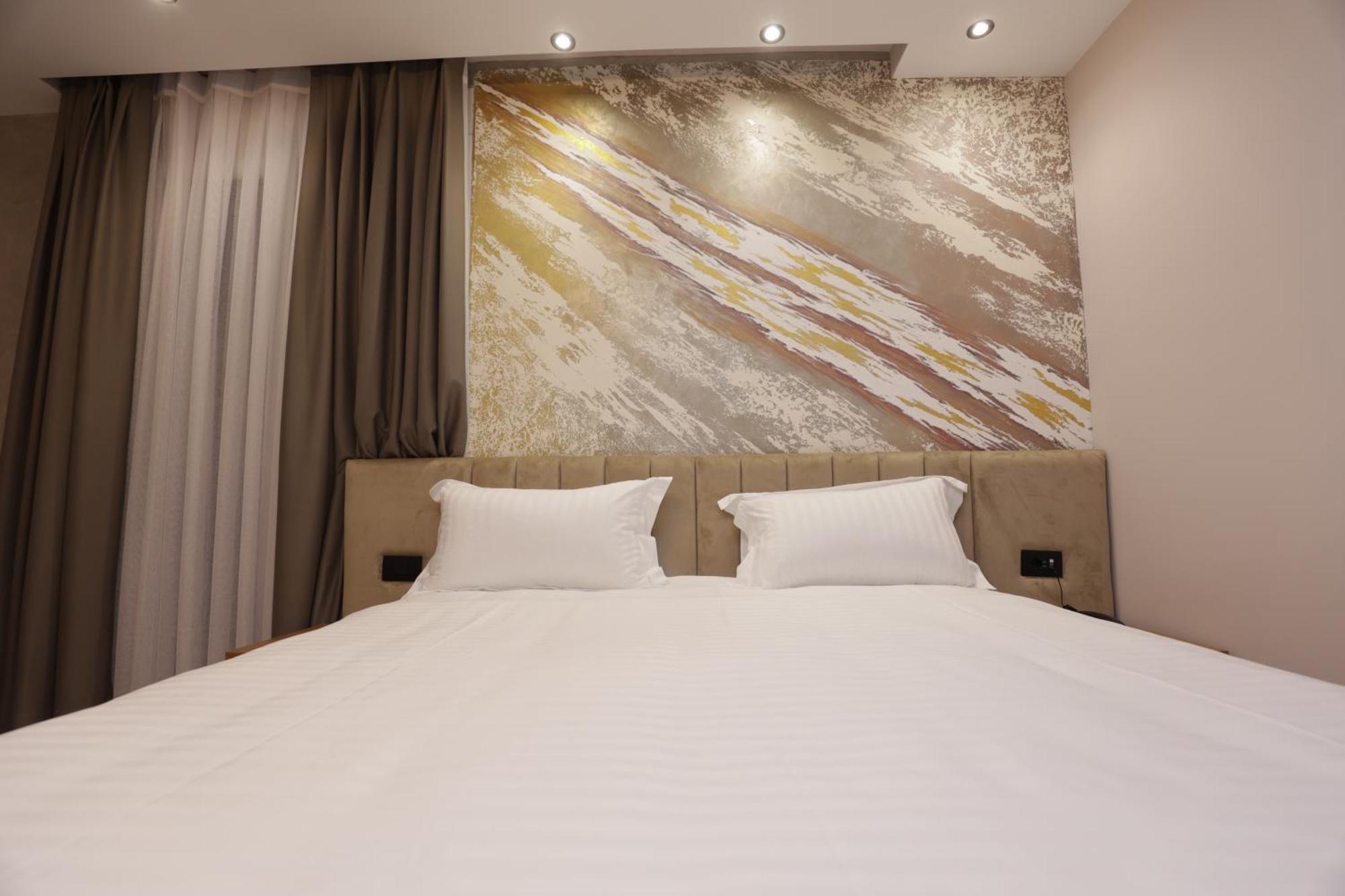 Residence Inn Hotel Tirana Kültér fotó