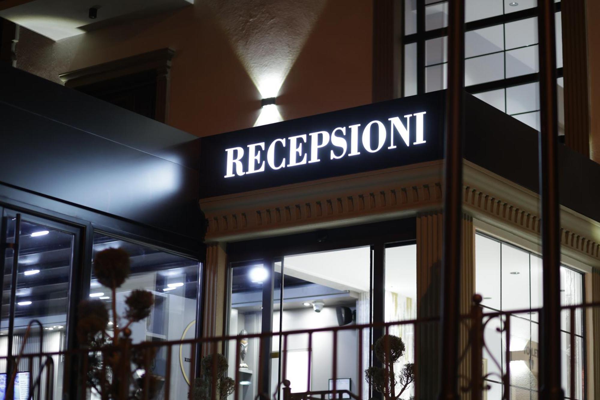 Residence Inn Hotel Tirana Kültér fotó
