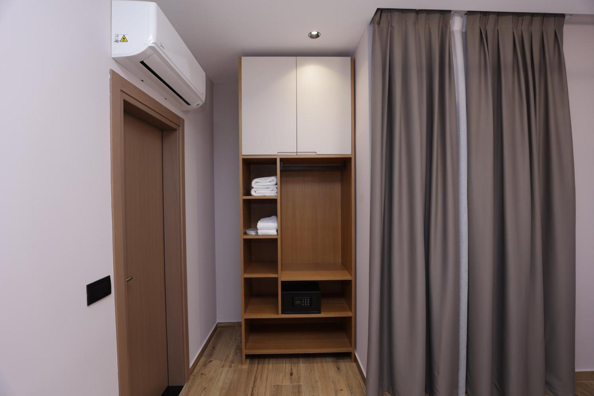 Residence Inn Hotel Tirana Kültér fotó